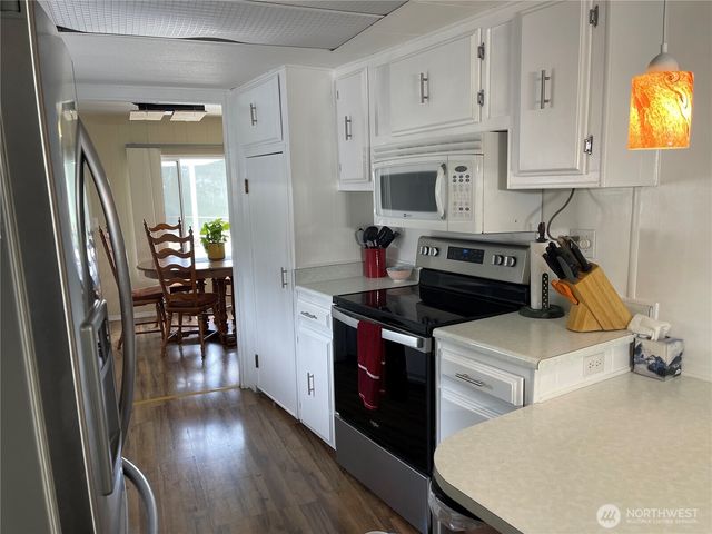 2101 S 324th Street #21, Federal Way, WA 98003