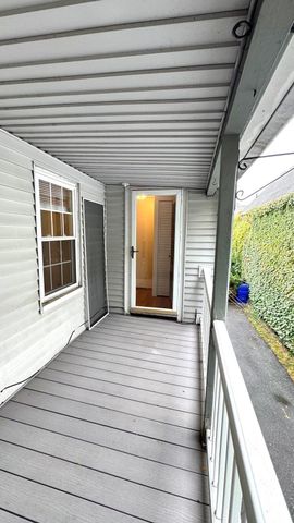236 Washington St 3, Marblehead, MA 01945