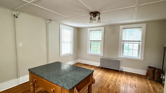 236 Washington St 3, Marblehead, MA 01945