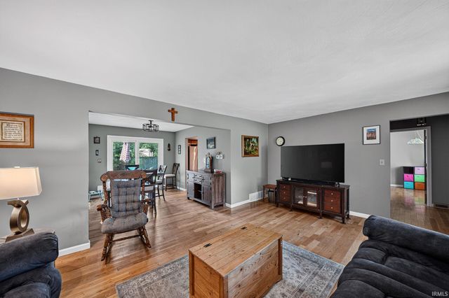 53449 Martin Lane, South Bend, IN 46635
