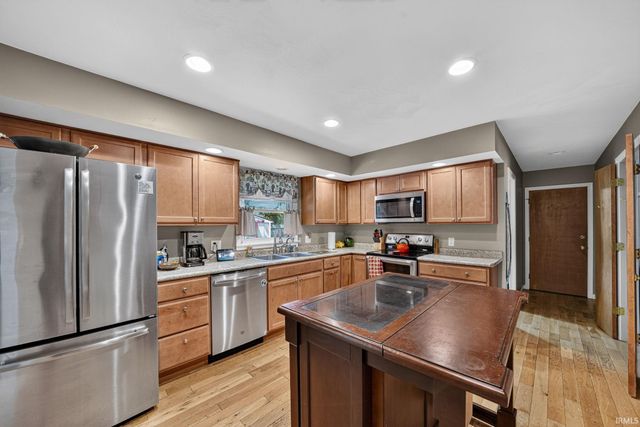 53449 Martin Lane, South Bend, IN 46635