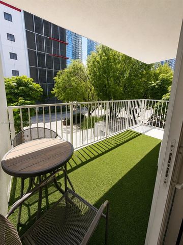 800 N Miami Ave E-305, Miami, FL 33136