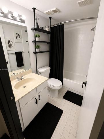 800 N Miami Ave E-305, Miami, FL 33136
