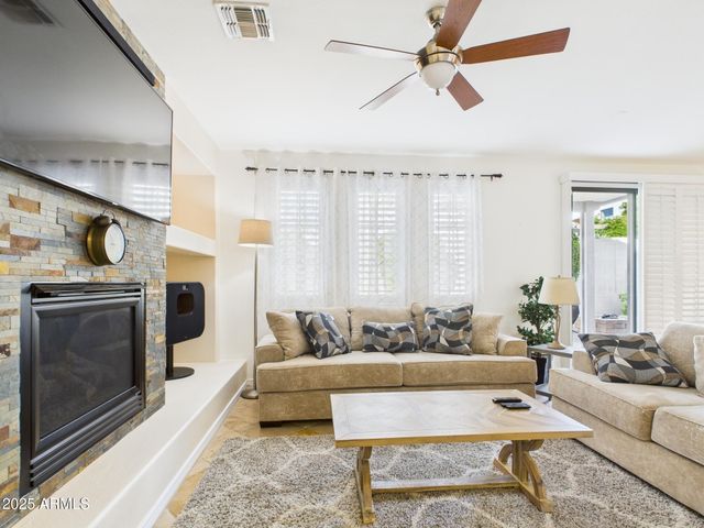 2326 W SLEEPY RANCH Road, Phoenix, AZ 85085