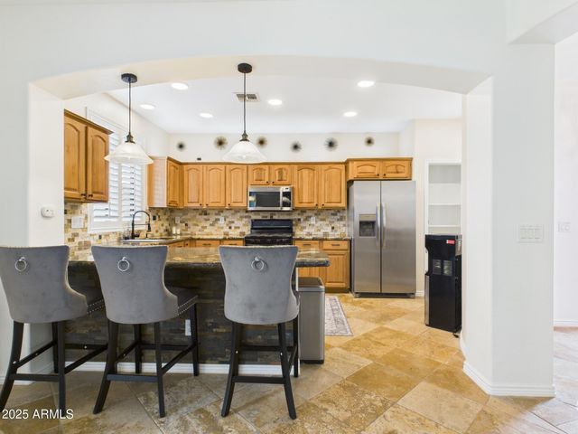 2326 W SLEEPY RANCH Road, Phoenix, AZ 85085