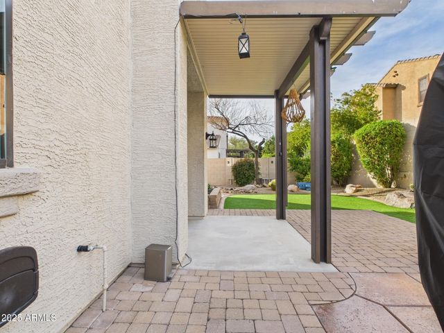 2326 W SLEEPY RANCH Road, Phoenix, AZ 85085