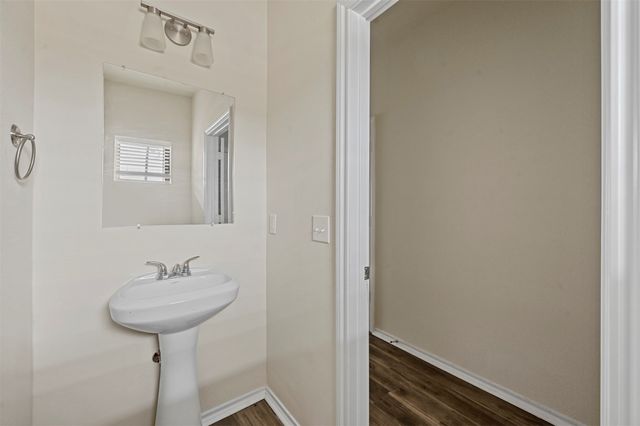 601 Thomas Street 1, Bonham, TX 75418