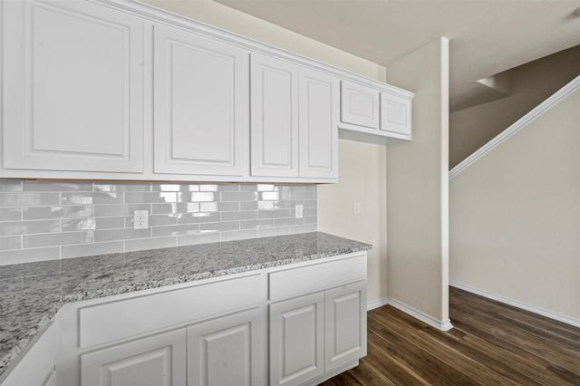 601 Thomas Street 1, Bonham, TX 75418