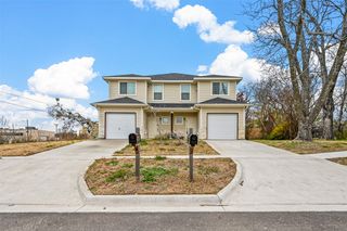 601 Thomas Street 1, Bonham, TX 75418