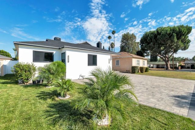 6156 Colbath, Valley Glen, CA 91401