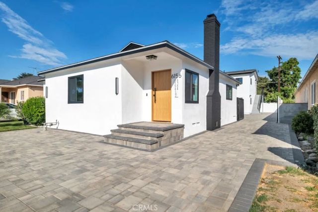 6156 Colbath, Valley Glen, CA 91401