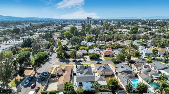 6156 Colbath, Valley Glen, CA 91401