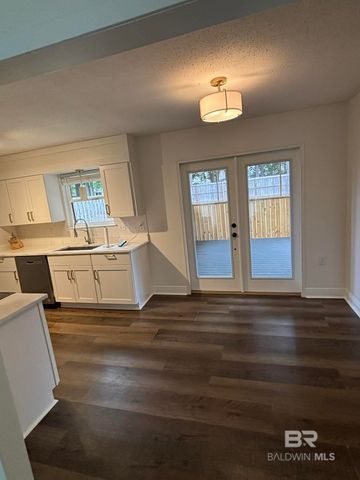 351 Fairwood Boulevard, Fairhope, AL 36532