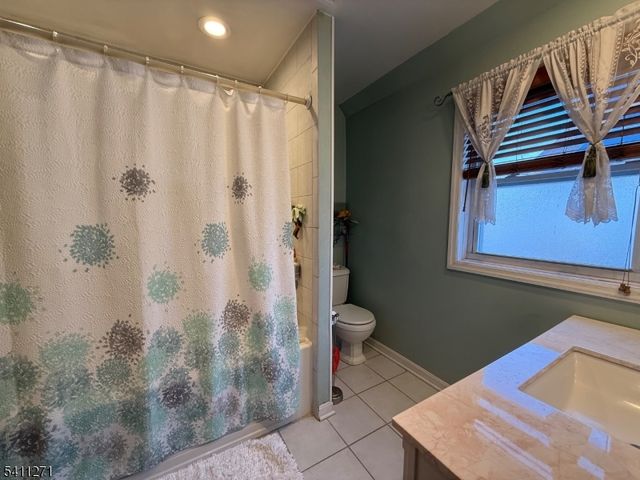 820 W 8Th St, Plainfield City, NJ 07063