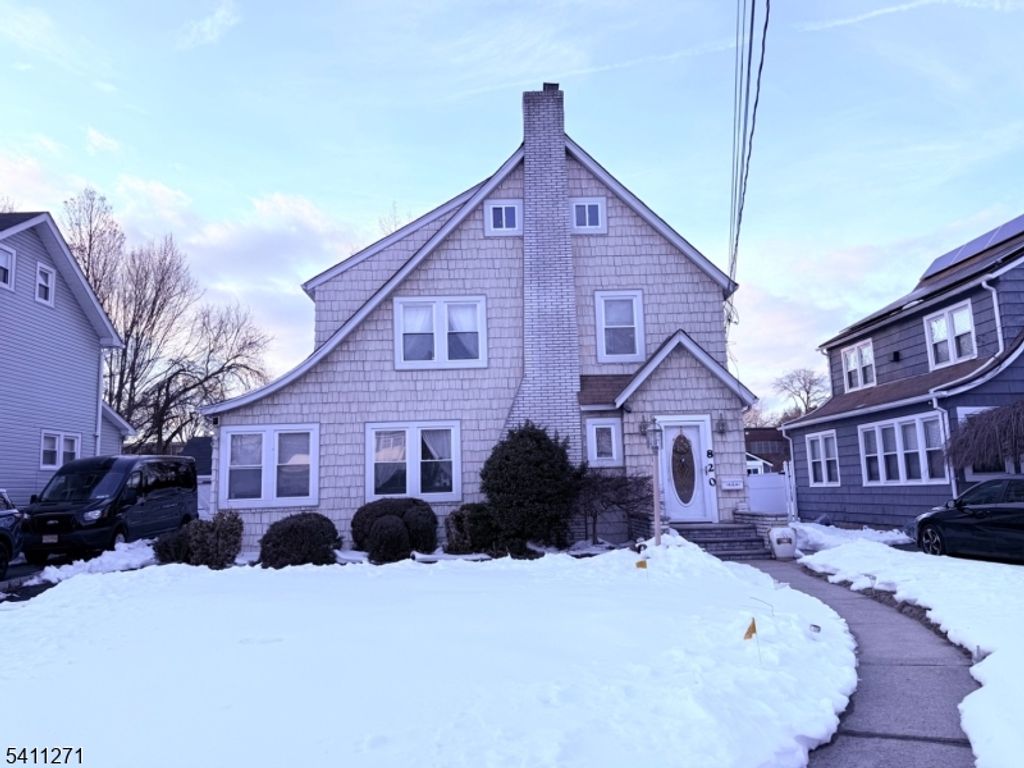 820 W 8Th St, Plainfield City, NJ 07063