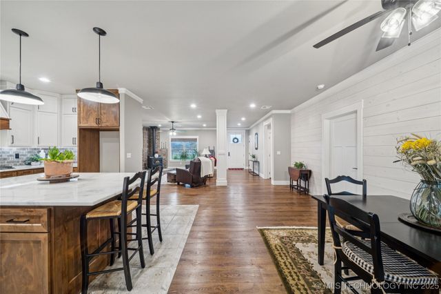 1255 N 4428 Road, Salina, OK 74365