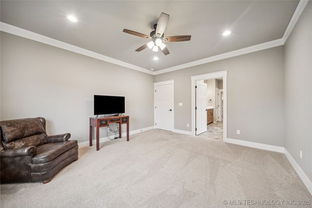 1255 N 4428 Road, Salina, OK 74365