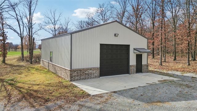 1255 N 4428 Road, Salina, OK 74365