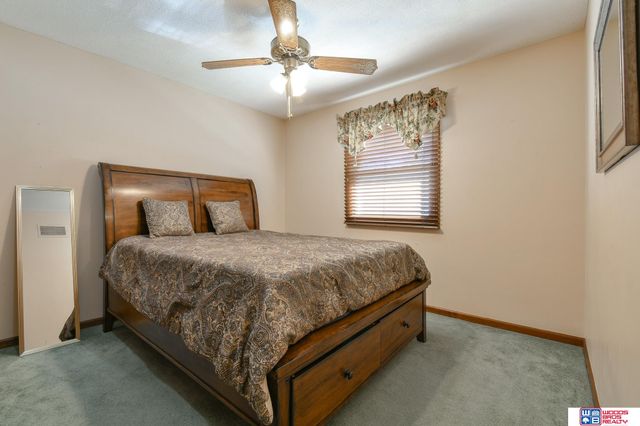 1911 Ammon Avenue, Lincoln, NE 68505