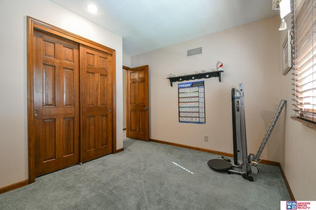 1911 Ammon Avenue, Lincoln, NE 68505