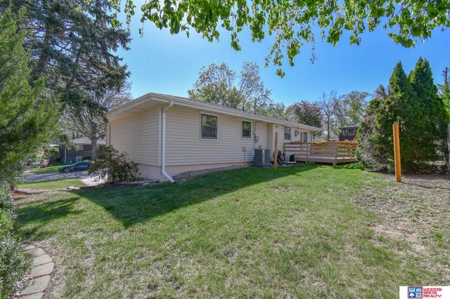 1911 Ammon Avenue, Lincoln, NE 68505