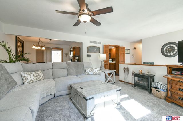 1911 Ammon Avenue, Lincoln, NE 68505