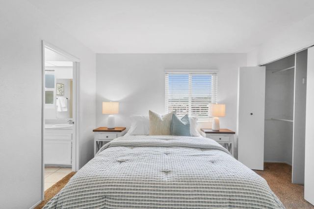 5430 Linda Vista 7, San Diego, CA 92110