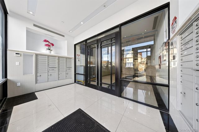 14538 34th Avenue 2E, Flushing, NY 11354