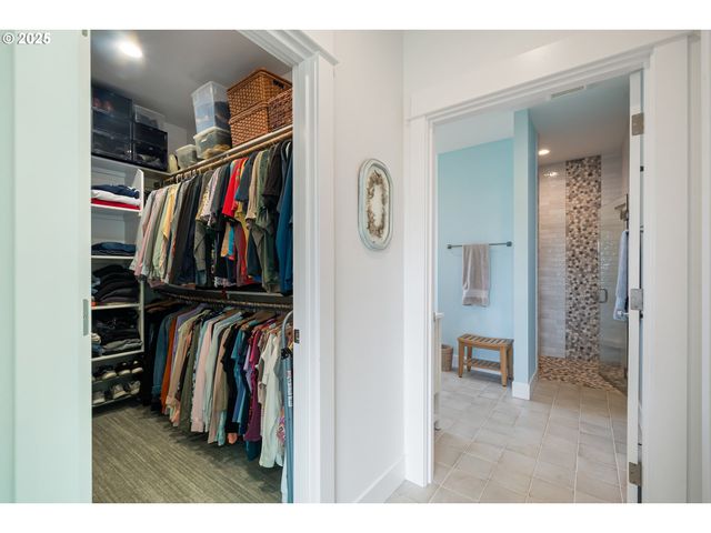 32996 PACIFIC BELLEVUE Ln, Warrenton, OR 97146