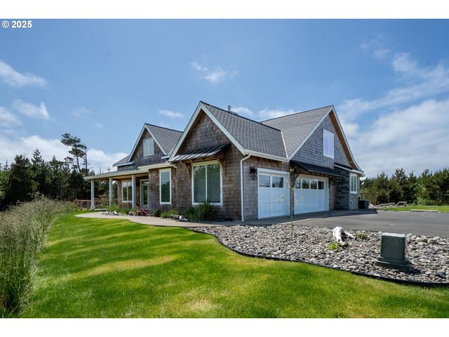 32996 PACIFIC BELLEVUE Ln, Warrenton, OR 97146