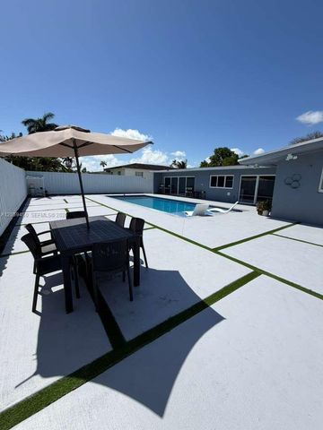 1030 NW 87th St 0, Miami, FL 33150