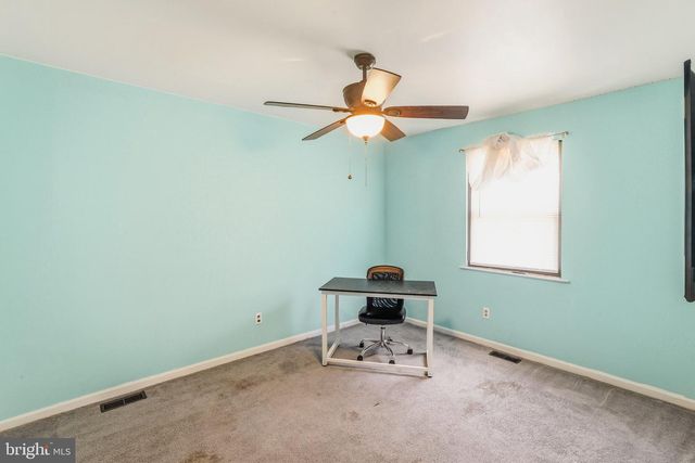 7 MATRO AVE, Berlin, NJ 08009