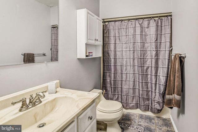 7 MATRO AVE, Berlin, NJ 08009