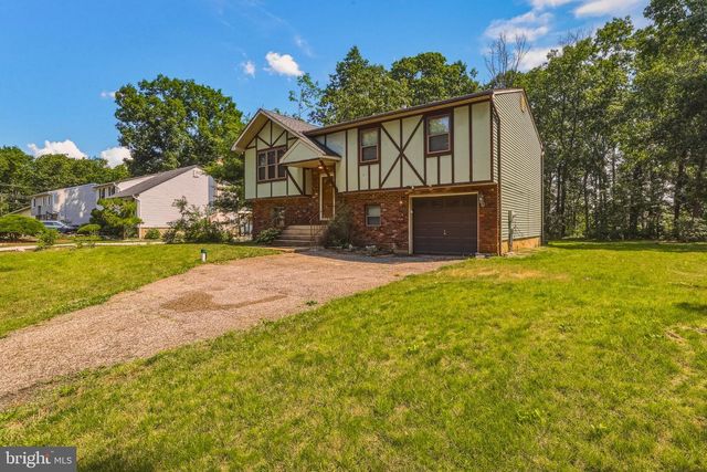 7 MATRO AVE, Berlin, NJ 08009