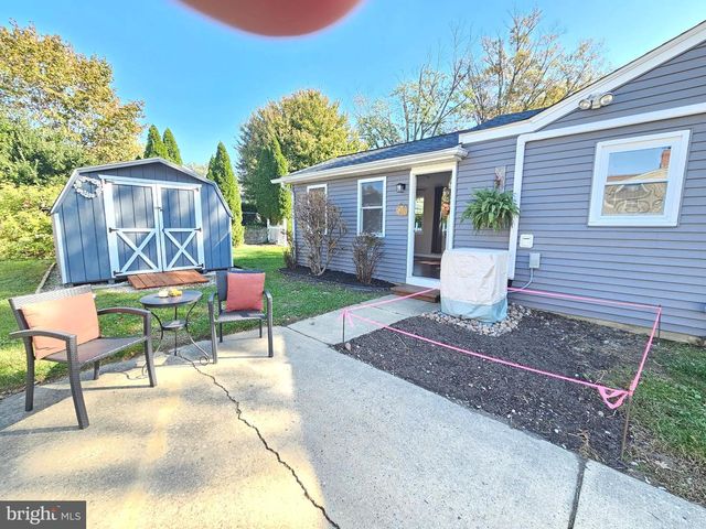 11 DREXEL AVE, Stratford, NJ 08084