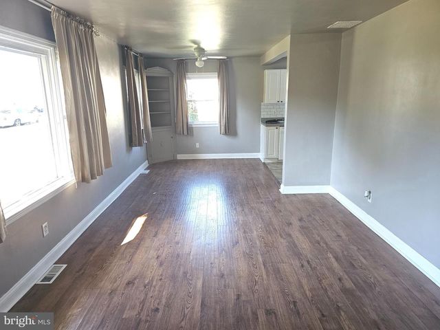 11 DREXEL AVE, Stratford, NJ 08084