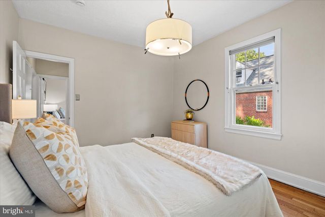 823 BONIFANT ST, Silver Spring, MD 20910