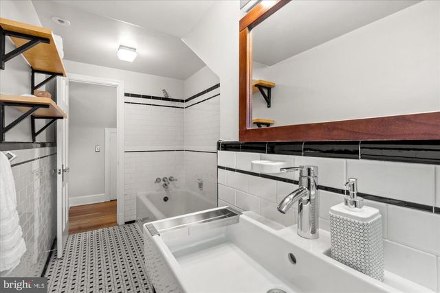 823 BONIFANT ST, Silver Spring, MD 20910