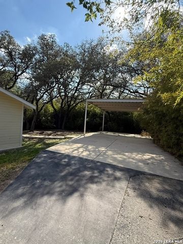 248 FOX HALL LN, San Antonio, TX 78213