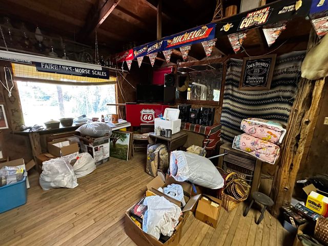 510 E PECAN, Seymour, TX 76380