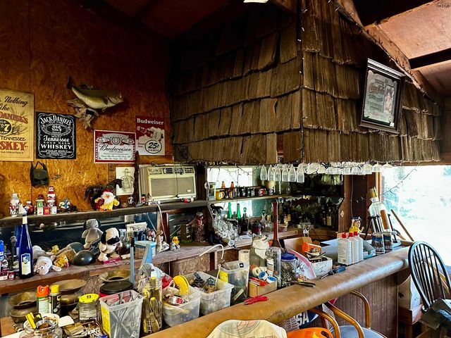 510 E PECAN, Seymour, TX 76380