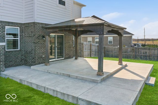 106 Sedona Drive, Bargersville, IN 46106