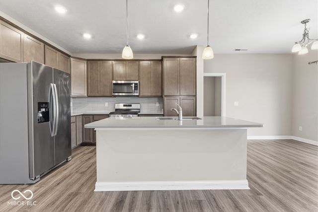 106 Sedona Drive, Bargersville, IN 46106