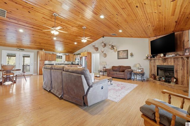 1340 Nunn Switch, Marion, KY 42064