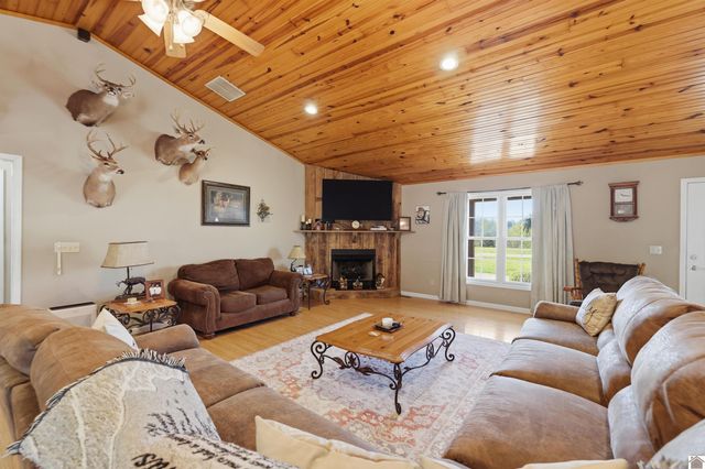 1340 Nunn Switch, Marion, KY 42064
