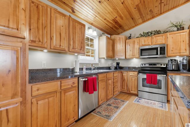 1340 Nunn Switch, Marion, KY 42064