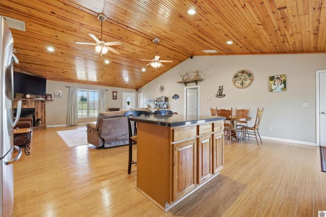 1340 Nunn Switch, Marion, KY 42064