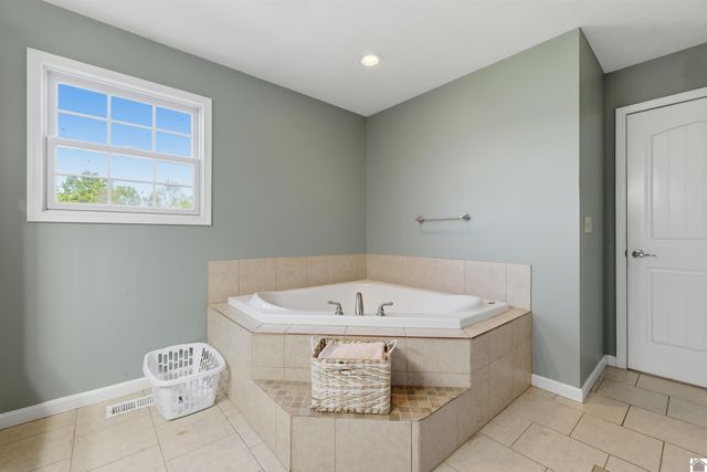 1340 Nunn Switch, Marion, KY 42064