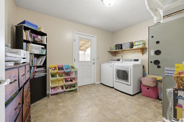 1340 Nunn Switch, Marion, KY 42064