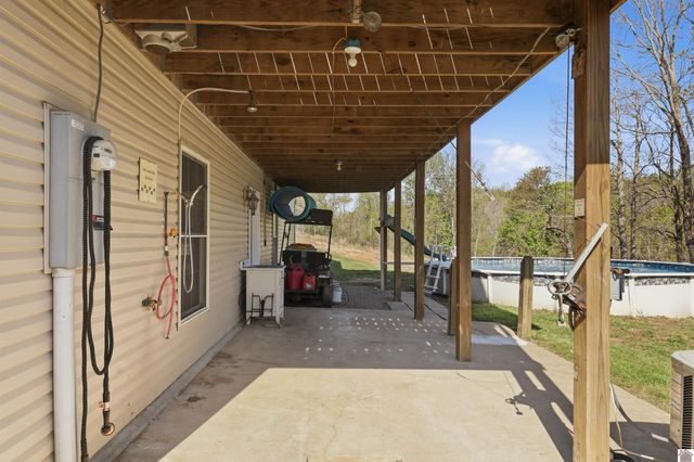 1340 Nunn Switch, Marion, KY 42064